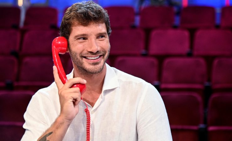 stefano de martino ad affari tuoi 